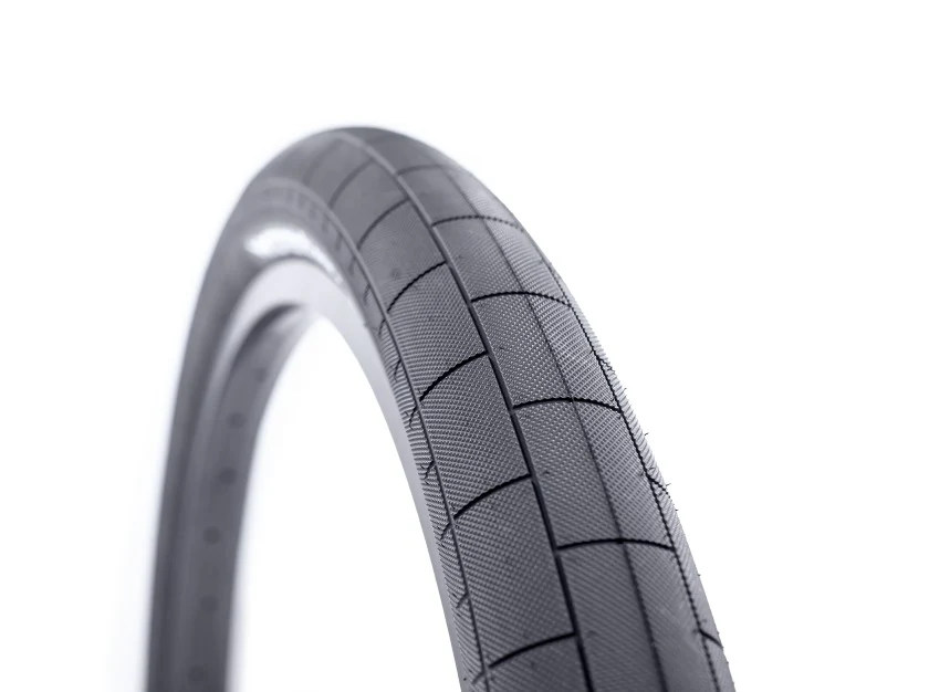 Demolition Momentum II Tires - Image 4