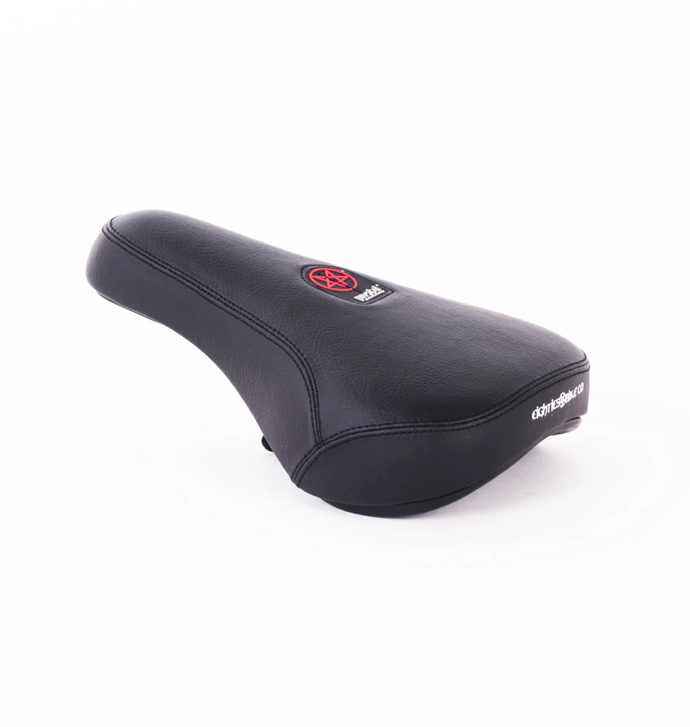 Eighties Roadie Pivotal Seat