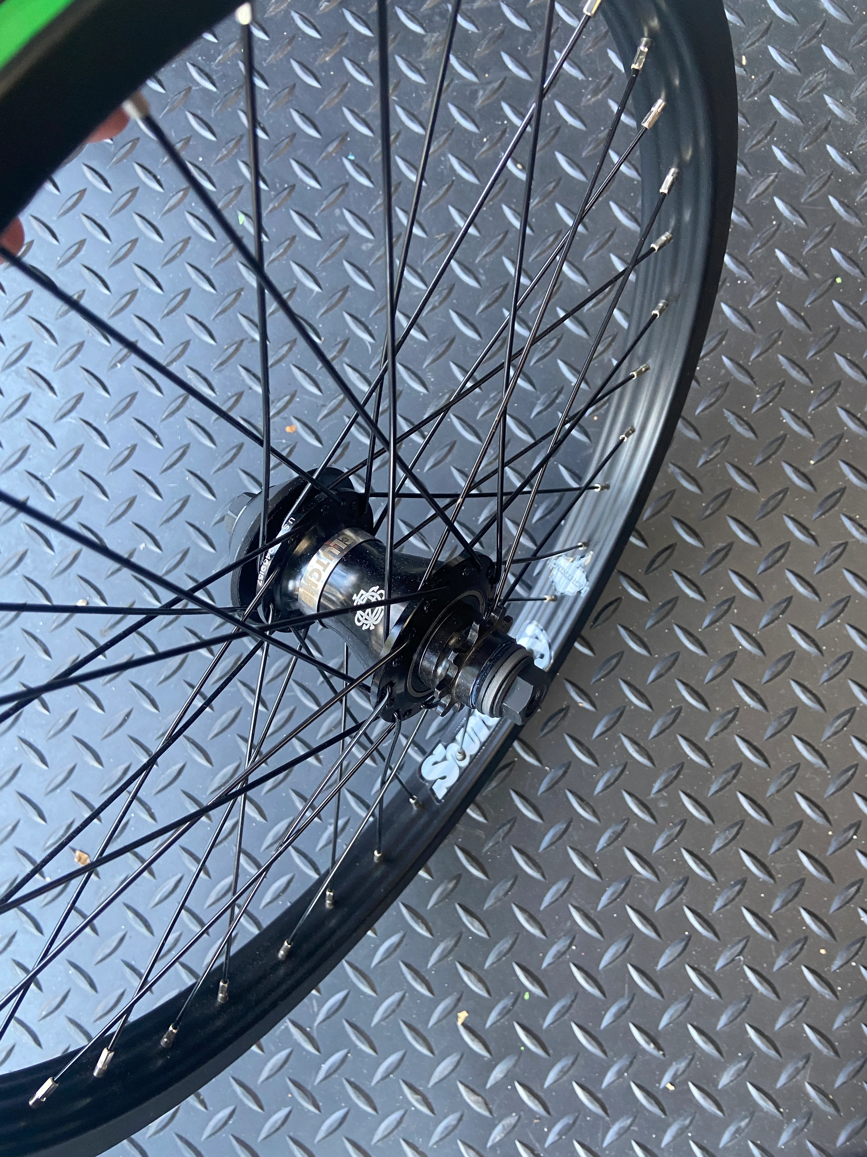 Odyssey x Sunday 20" Freecoaster Wheel - Image 2