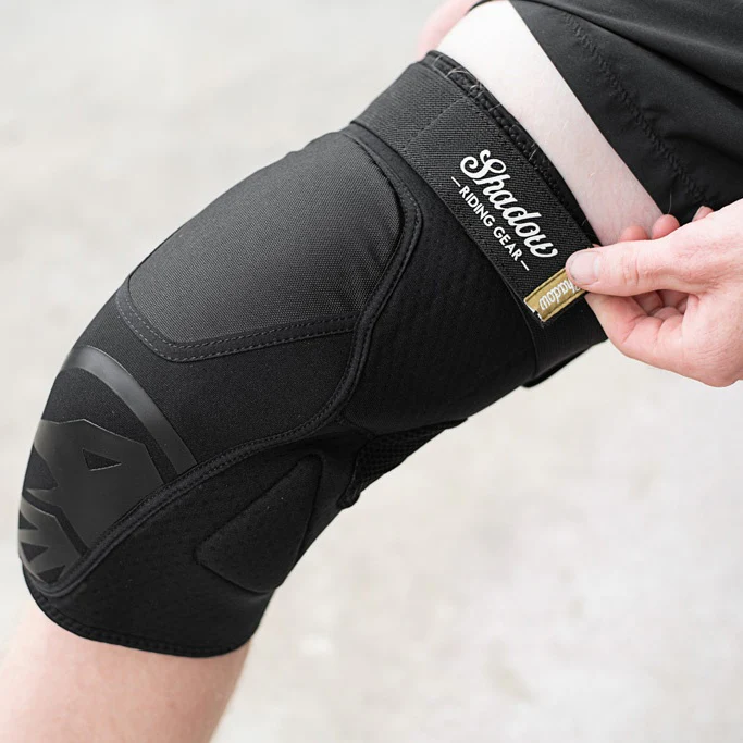 Shadow Super Slim V2 BMX Knee Pads - Image 3